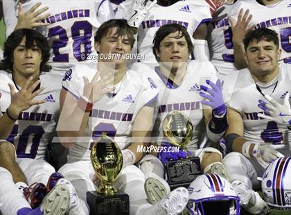Thumbnail 1 in Tidehaven vs. Lexington (UIL 3A Division II Football Region 4 Quarterfinal) photogallery.