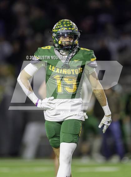 Thumbnail 2 in Tidehaven vs. Lexington (UIL 3A Division II Football Region 4 Quarterfinal) photogallery.
