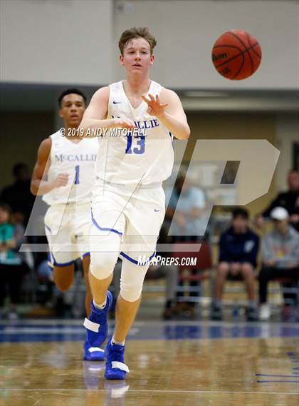 Thumbnail 1 in McCallie vs. IMG Academy photogallery.