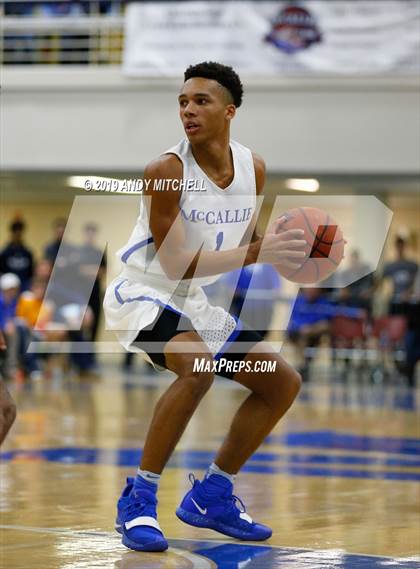 Thumbnail 3 in McCallie vs. IMG Academy photogallery.