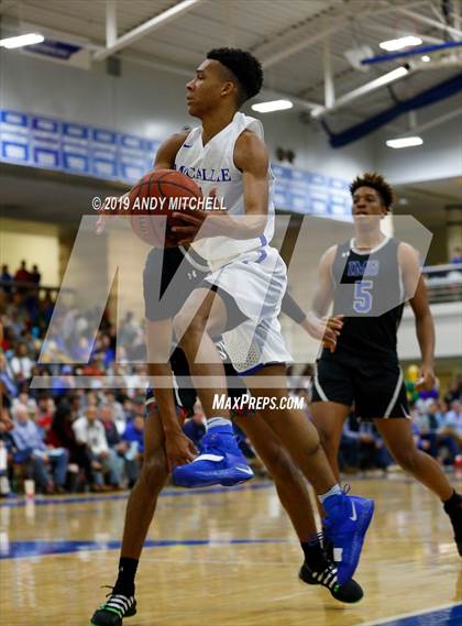 Thumbnail 3 in McCallie vs. IMG Academy photogallery.