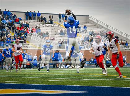Thumbnail 1 in Fulton @ Newman Central Catholic photogallery.