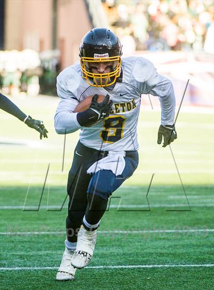 Thumbnail 3 in Littleton vs. Cohasset (MIAA Division 6 Final) photogallery.