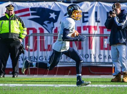 Thumbnail 1 in Littleton vs. Cohasset (MIAA Division 6 Final) photogallery.