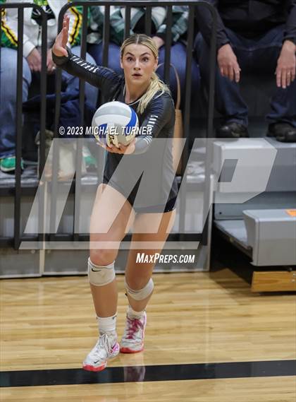 Thumbnail 2 in Lakeland vs Skyview (IHSAA 4A Quarter Final) photogallery.