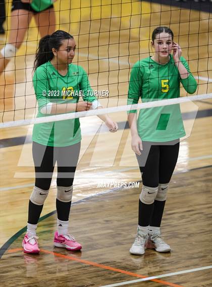 Thumbnail 1 in Lakeland vs Skyview (IHSAA 4A Quarter Final) photogallery.