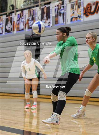 Thumbnail 1 in Lakeland vs Skyview (IHSAA 4A Quarter Final) photogallery.