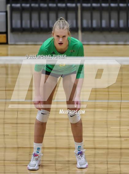 Thumbnail 1 in Lakeland vs Skyview (IHSAA 4A Quarter Final) photogallery.