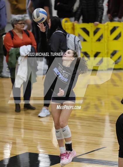 Thumbnail 3 in Lakeland vs Skyview (IHSAA 4A Quarter Final) photogallery.