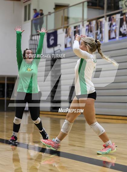 Thumbnail 1 in Lakeland vs Skyview (IHSAA 4A Quarter Final) photogallery.
