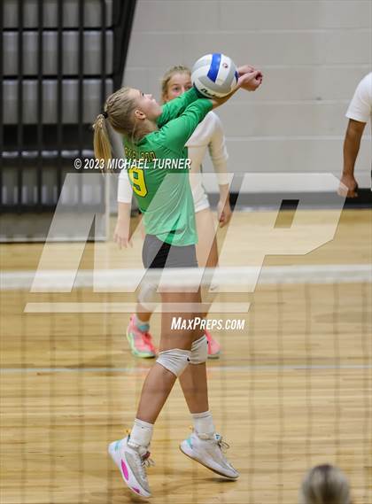 Thumbnail 2 in Lakeland vs Skyview (IHSAA 4A Quarter Final) photogallery.