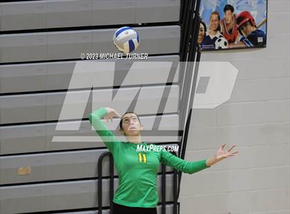 Thumbnail 2 in Lakeland vs Skyview (IHSAA 4A Quarter Final) photogallery.