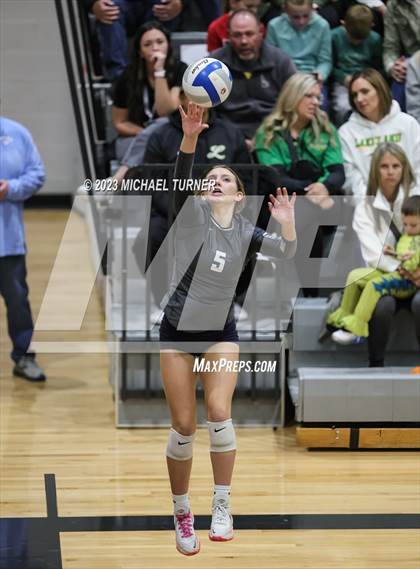 Thumbnail 3 in Lakeland vs Skyview (IHSAA 4A Quarter Final) photogallery.