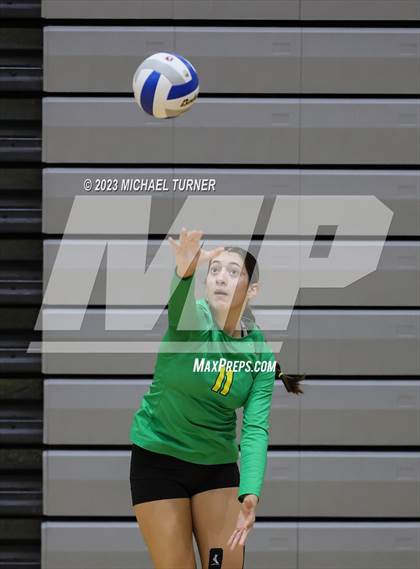 Thumbnail 3 in Lakeland vs Skyview (IHSAA 4A Quarter Final) photogallery.