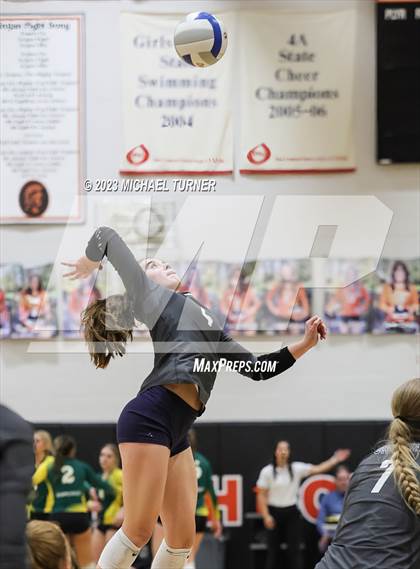 Thumbnail 1 in Lakeland vs Skyview (IHSAA 4A Quarter Final) photogallery.