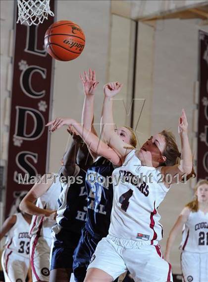 Thumbnail 1 in Linden Hall School for Girls vs. Lancaster Country Day photogallery.