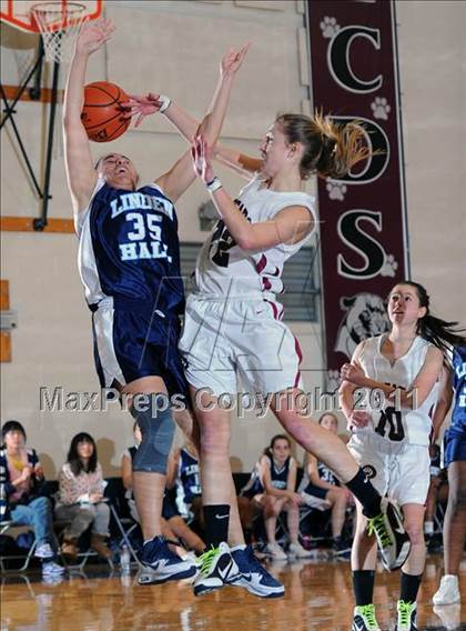 Thumbnail 2 in Linden Hall School for Girls vs. Lancaster Country Day photogallery.