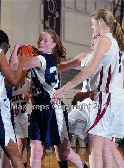 Thumbnail 3 in Linden Hall School for Girls vs. Lancaster Country Day photogallery.