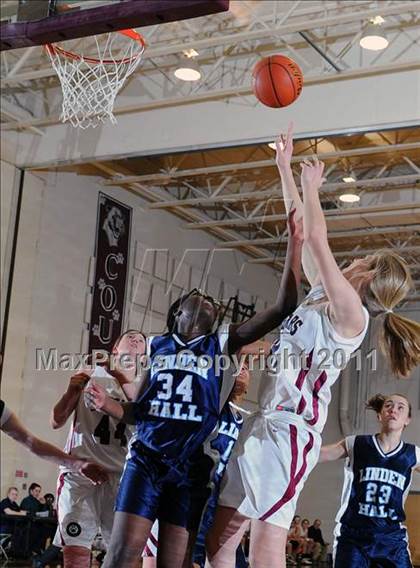 Thumbnail 2 in Linden Hall School for Girls vs. Lancaster Country Day photogallery.