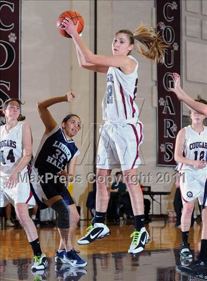 Thumbnail 2 in Linden Hall School for Girls vs. Lancaster Country Day photogallery.