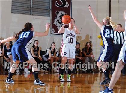 Thumbnail 2 in Linden Hall School for Girls vs. Lancaster Country Day photogallery.