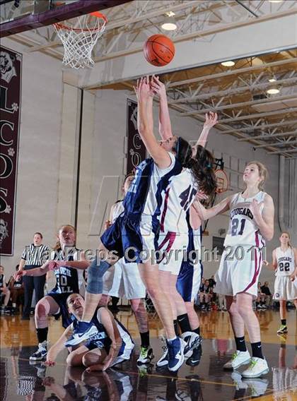 Thumbnail 1 in Linden Hall School for Girls vs. Lancaster Country Day photogallery.