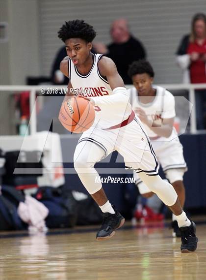 Thumbnail 2 in Fort Bend Elkins vs Tompkins (McDonald's Texas Invitational) photogallery.
