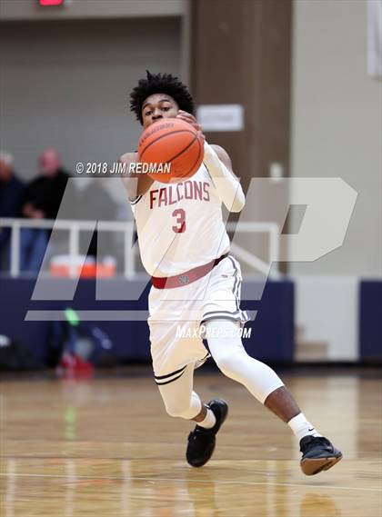 Thumbnail 2 in Fort Bend Elkins vs Tompkins (McDonald's Texas Invitational) photogallery.