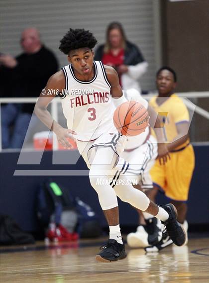 Thumbnail 3 in Fort Bend Elkins vs Tompkins (McDonald's Texas Invitational) photogallery.
