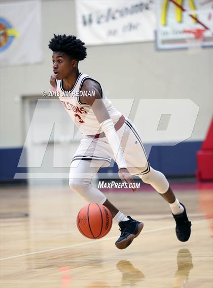 Thumbnail 3 in Fort Bend Elkins vs Tompkins (McDonald's Texas Invitational) photogallery.