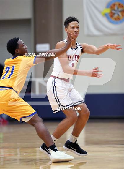 Thumbnail 1 in Fort Bend Elkins vs Tompkins (McDonald's Texas Invitational) photogallery.