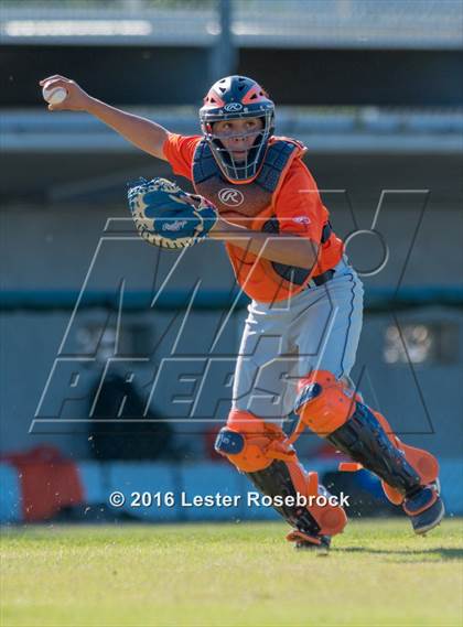 Thumbnail 2 in Brandeis vs Jay photogallery.