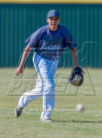 Thumbnail 2 in Brandeis vs Jay photogallery.