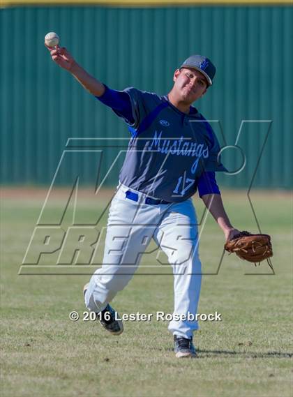 Thumbnail 2 in Brandeis vs Jay photogallery.