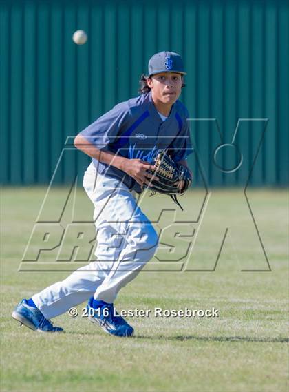 Thumbnail 2 in Brandeis vs Jay photogallery.