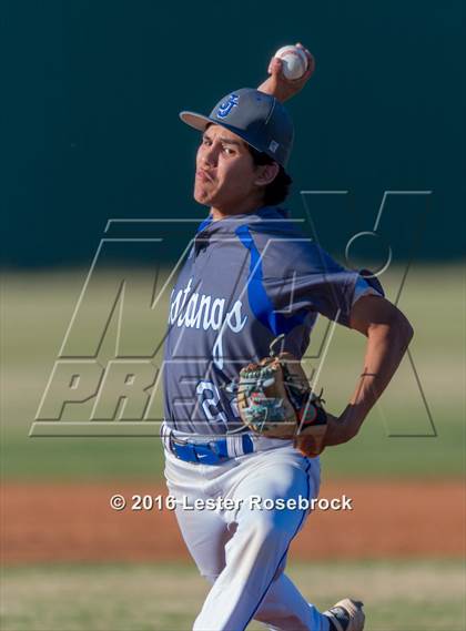 Thumbnail 1 in Brandeis vs Jay photogallery.