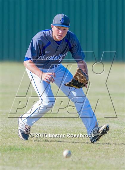 Thumbnail 1 in Brandeis vs Jay photogallery.