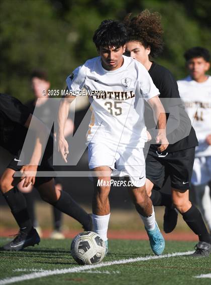 Thumbnail 2 in Foothill @ Canyon photogallery.