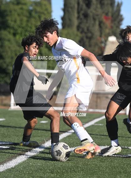 Thumbnail 2 in Foothill @ Canyon photogallery.