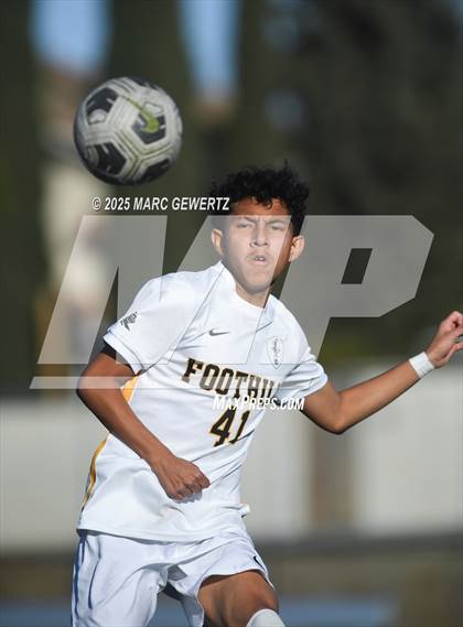 Thumbnail 1 in Foothill @ Canyon photogallery.