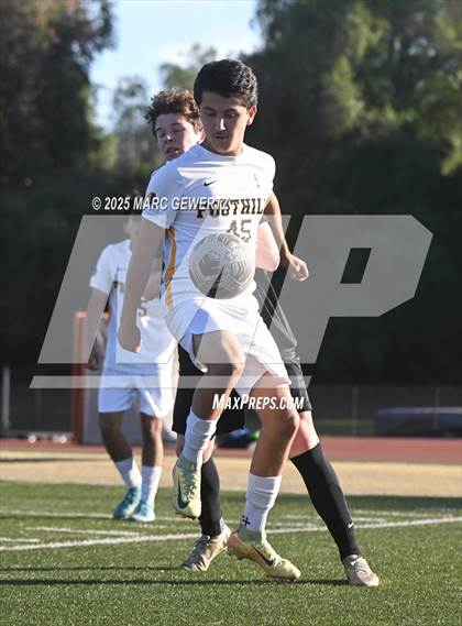 Thumbnail 1 in Foothill @ Canyon photogallery.