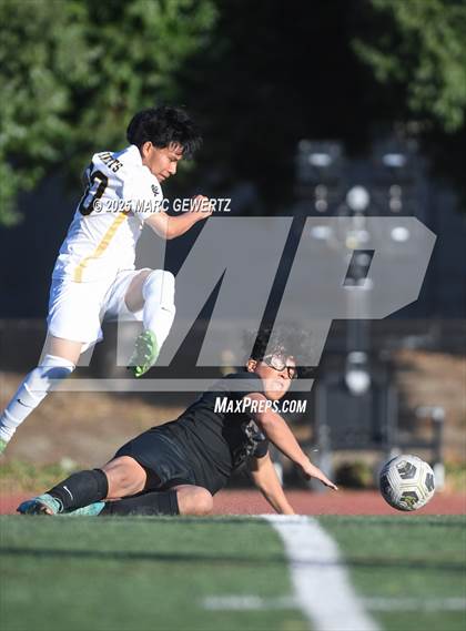 Thumbnail 1 in Foothill @ Canyon photogallery.