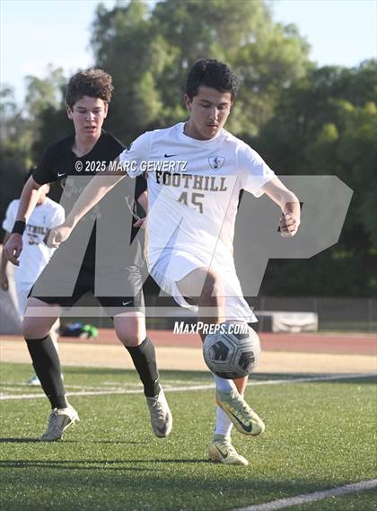 Thumbnail 2 in Foothill @ Canyon photogallery.