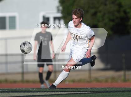 Thumbnail 1 in Foothill @ Canyon photogallery.