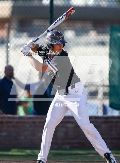 Thumbnail 2 in Valencia Baseball (Extending the Season) photogallery.