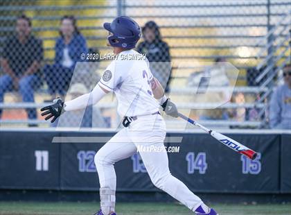 Thumbnail 2 in Valencia Baseball (Extending the Season) photogallery.
