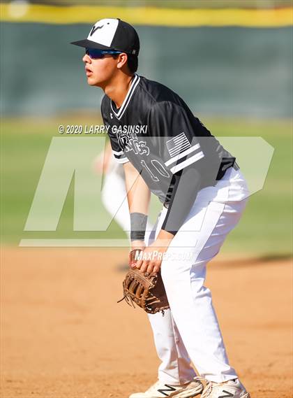 Thumbnail 1 in Valencia Baseball (Extending the Season) photogallery.