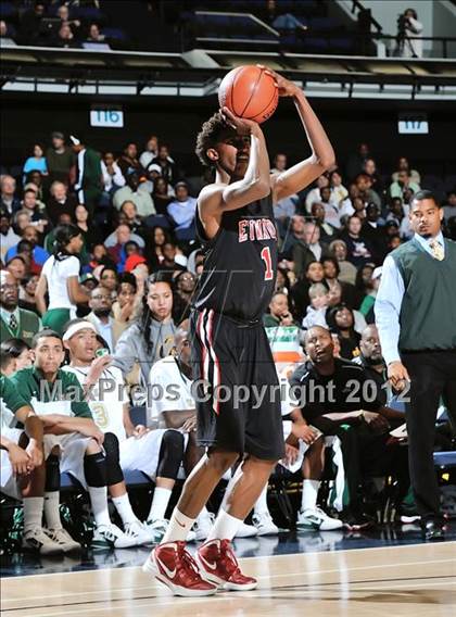 Thumbnail 1 in Etiwanda vs. Long Beach Poly (CIF SS D1AA Semifinal) photogallery.