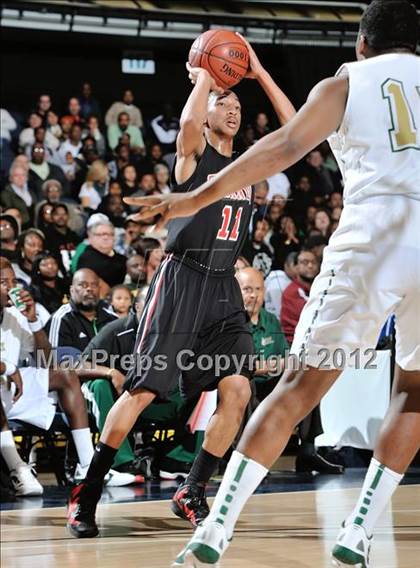 Thumbnail 1 in Etiwanda vs. Long Beach Poly (CIF SS D1AA Semifinal) photogallery.
