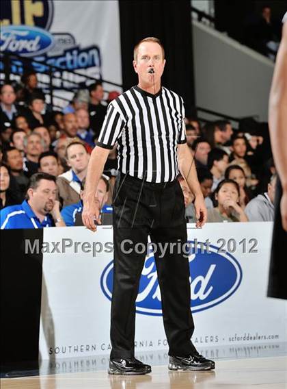 Thumbnail 3 in Etiwanda vs. Long Beach Poly (CIF SS D1AA Semifinal) photogallery.